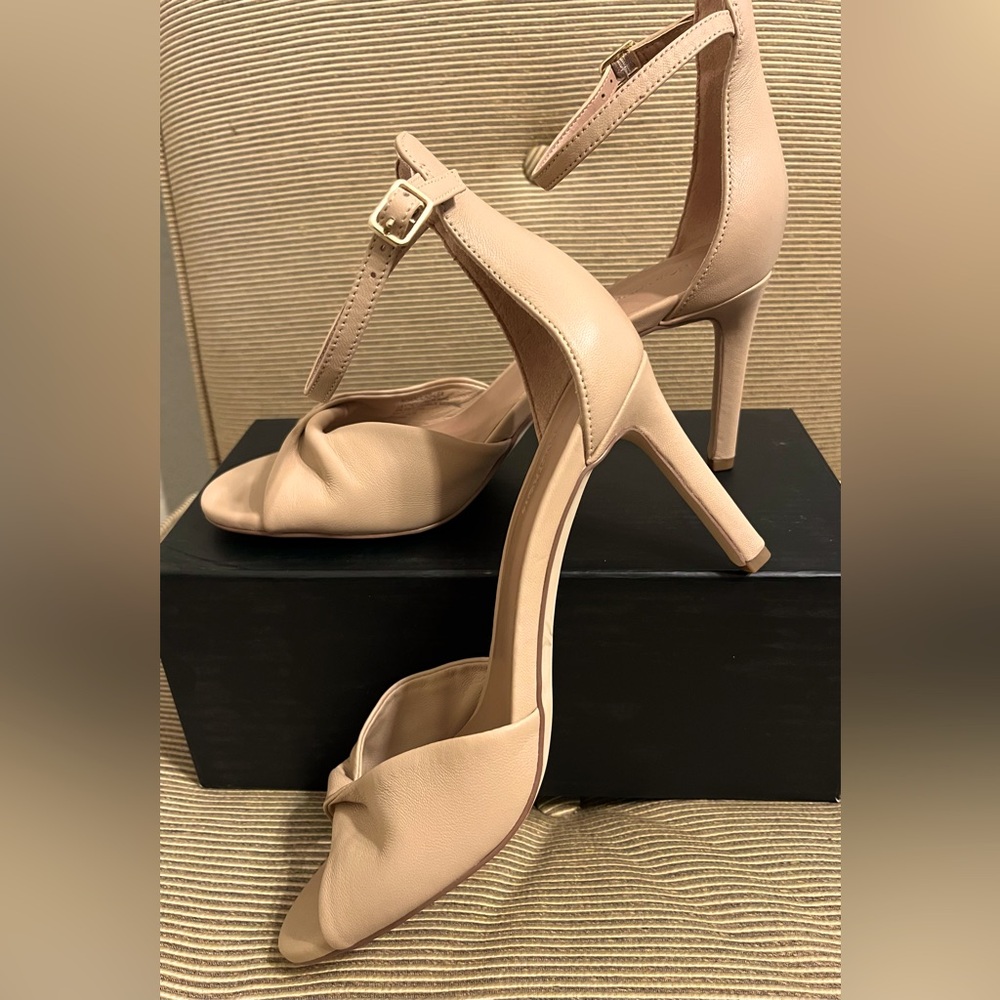 NWOT Nordstrom Anders Leather Ankle Strap Sandal in Tan Candy - Size 8 - Picture 15 of 17